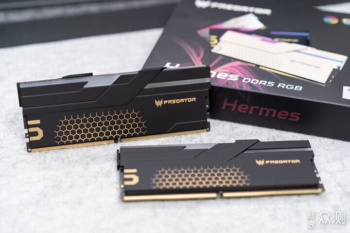 Acer掠奪者Hermes冰刃 DDR5 6800Mhz 內存評測